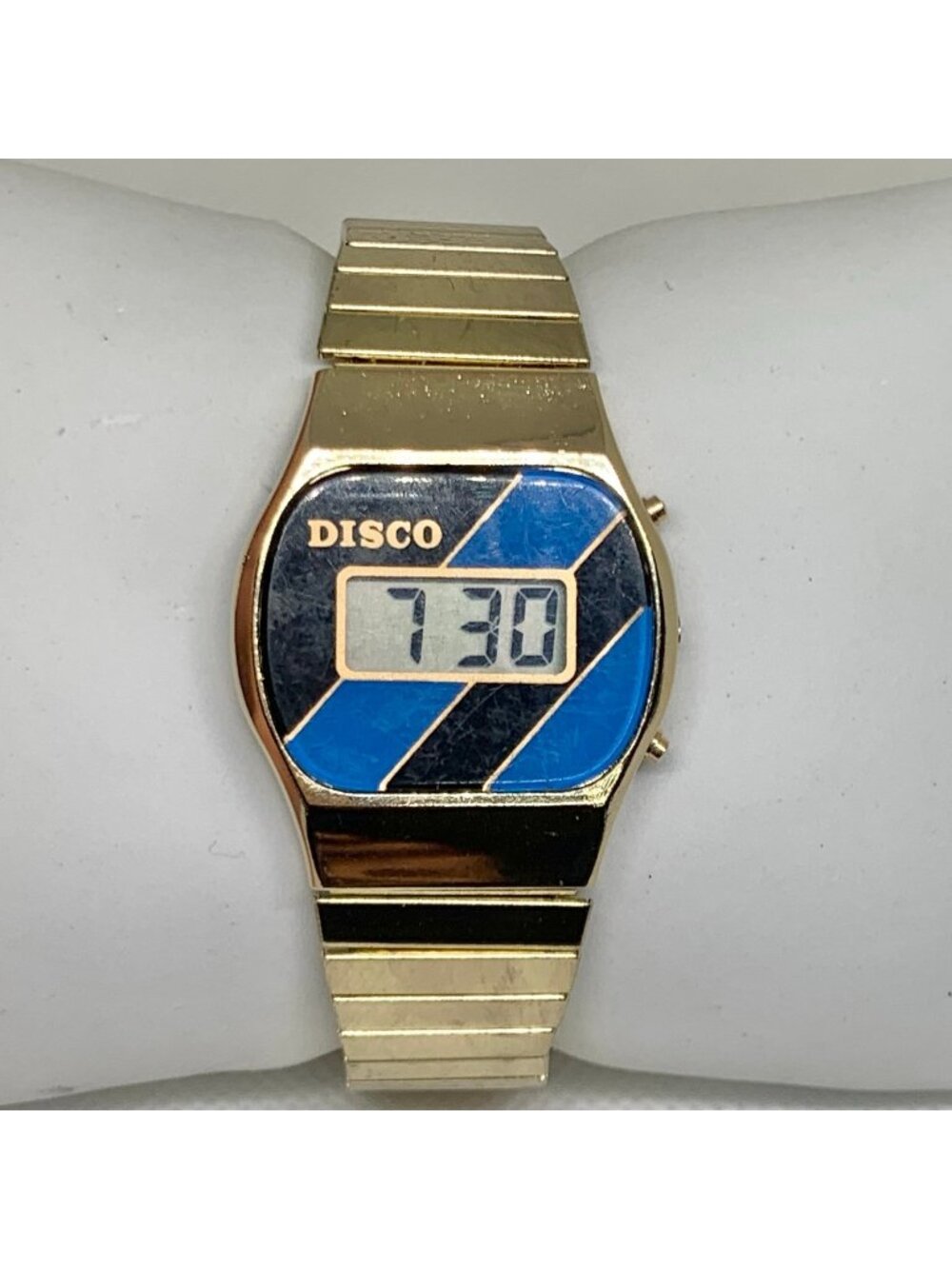 Vintage digital lcd Disco watch gold tone 32mm stretch band size 6.5” running